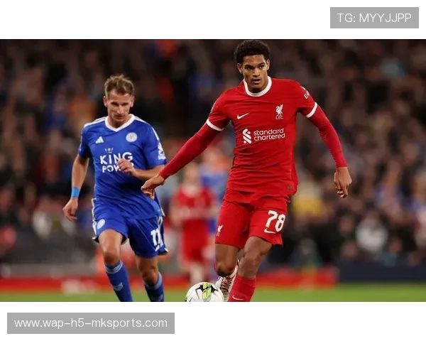 利物浦远藤航防守锻炼揭秘：让你的防守更稳如磐石！