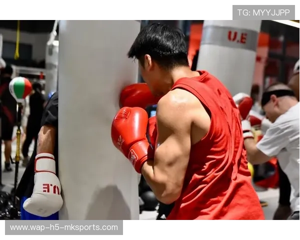 职业拳击比赛前对抗课完成,整体状态上升 职业拳击比赛前对抗课完成,整体状态上升