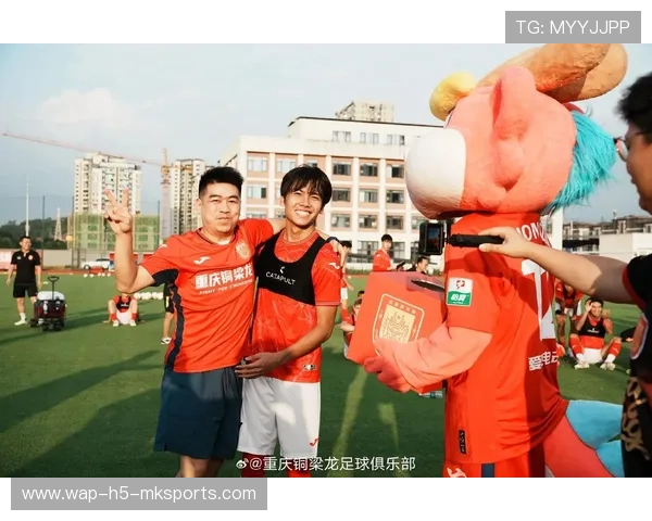 俱乐部球迷志愿者团队荣获市级表彰 激励社区参与,球迷协会简介 俱乐部球迷志愿者团队荣获市级表彰 激励社区参与,球迷协会简介